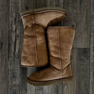 UGG Classic Tall II